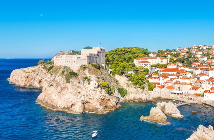 Miette Island: A Captivating Journey Through Dubrovnik-Neretva's Enchanting Paradise